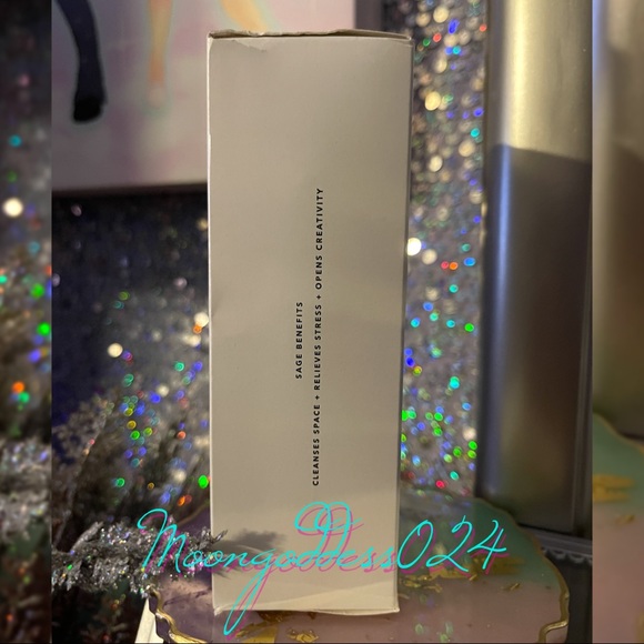 ✨💜The Lyfestyle Co. Purifying Sage with Lavender Cleansing Room Spray💜✨ - Picture 4 of 6